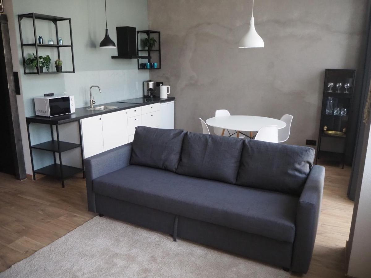 Kolobrzeska Apartment *